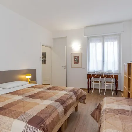 Roomy And Bright With Terrace! Apartment Cesana Brianza