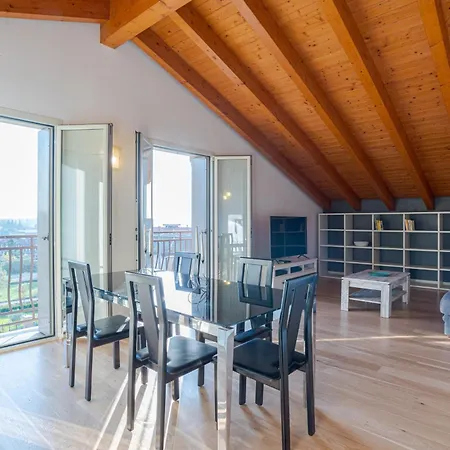 Apartment Roomy And Bright With Terrace! Cesana Brianza